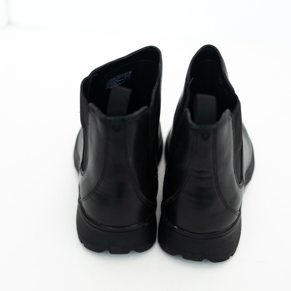 Vionic. New! Waterproof Evergreen Ankle Boots. - Picture 8 of 13